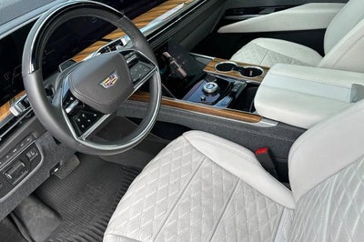 2025 Cadillac Escalade Sport Platinum