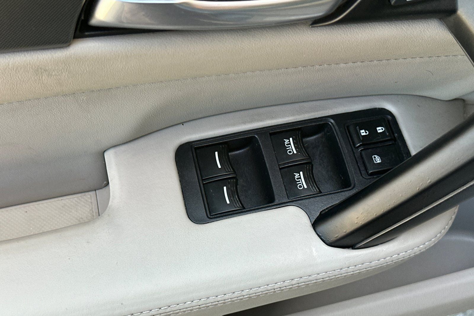 2012 Acura TL 3.5 w/Technology Package