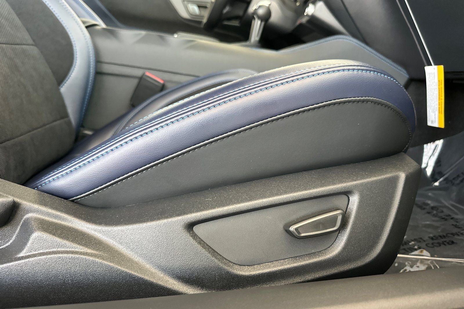 2025 Ford Mustang Dark Horse
