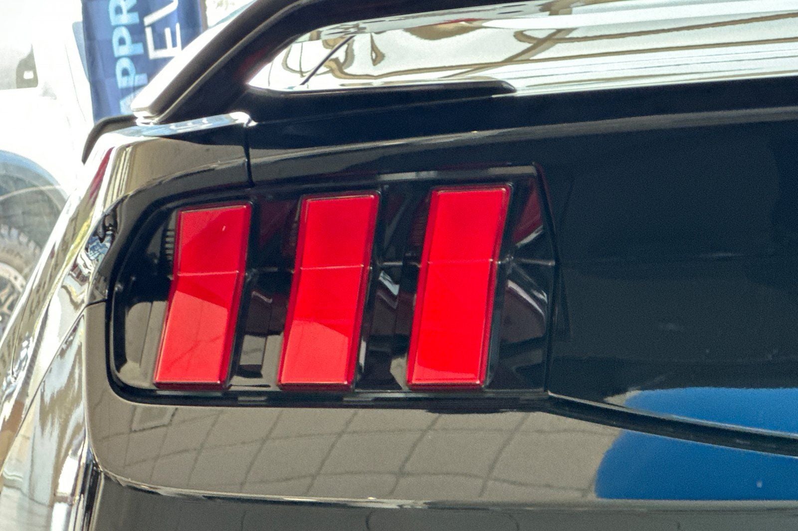 2025 Ford Mustang Dark Horse