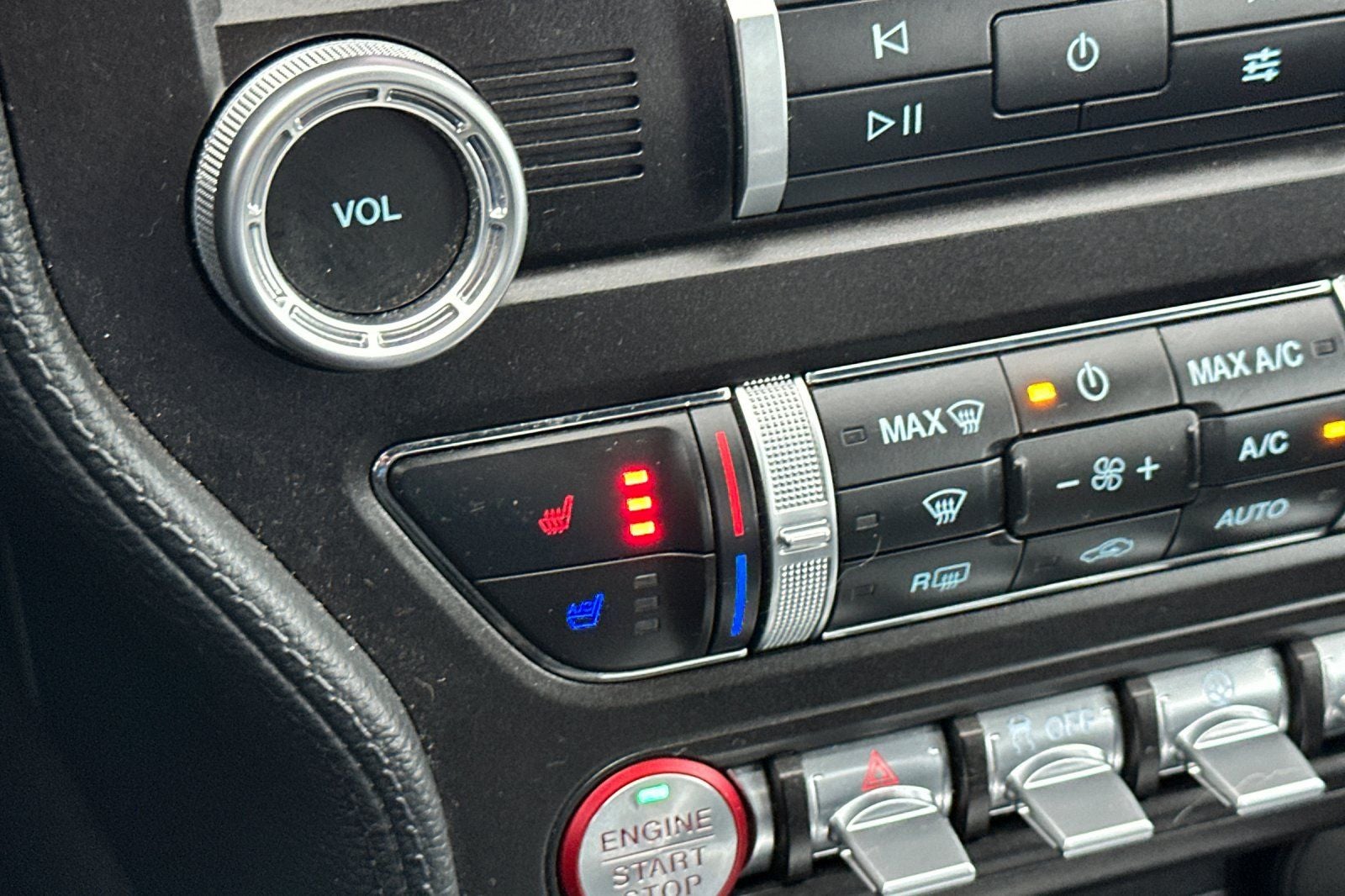 2022 Ford Mustang EcoBoost Premium