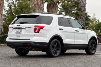 2018 Ford Explorer Base