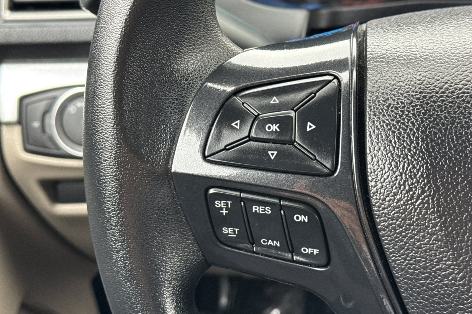 2018 Ford Explorer Base