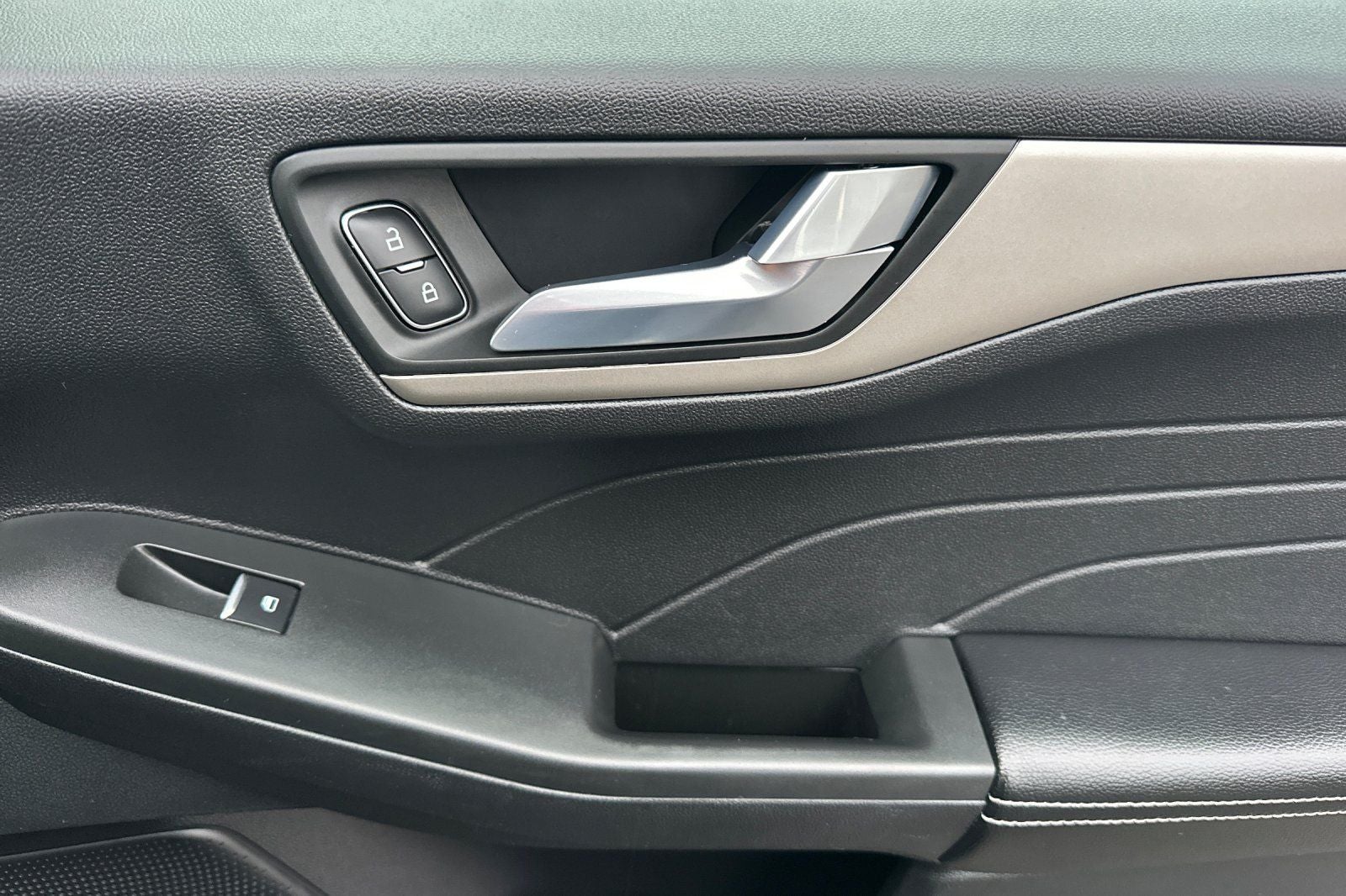 2021 Ford Escape SE Hybrid