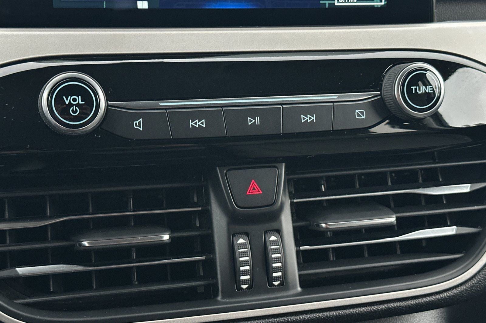 2021 Ford Escape SE Hybrid