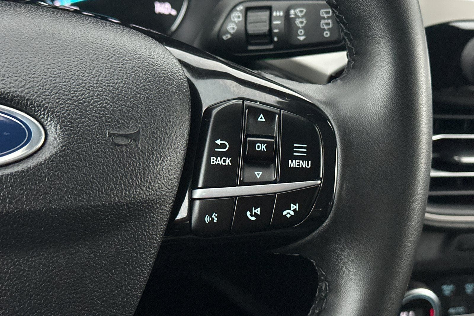 2021 Ford Escape SE Hybrid