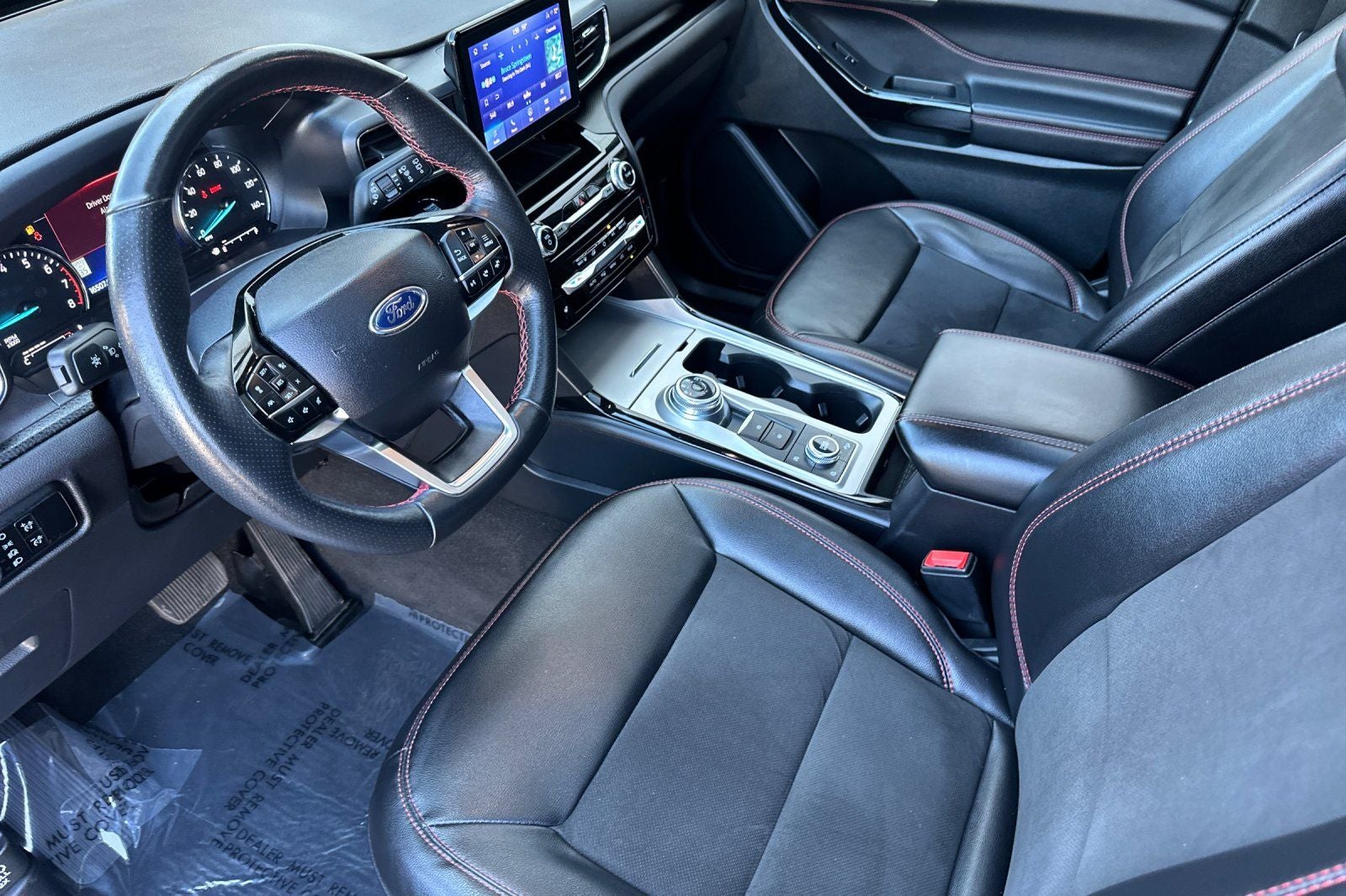 2024 Ford Explorer ST-Line