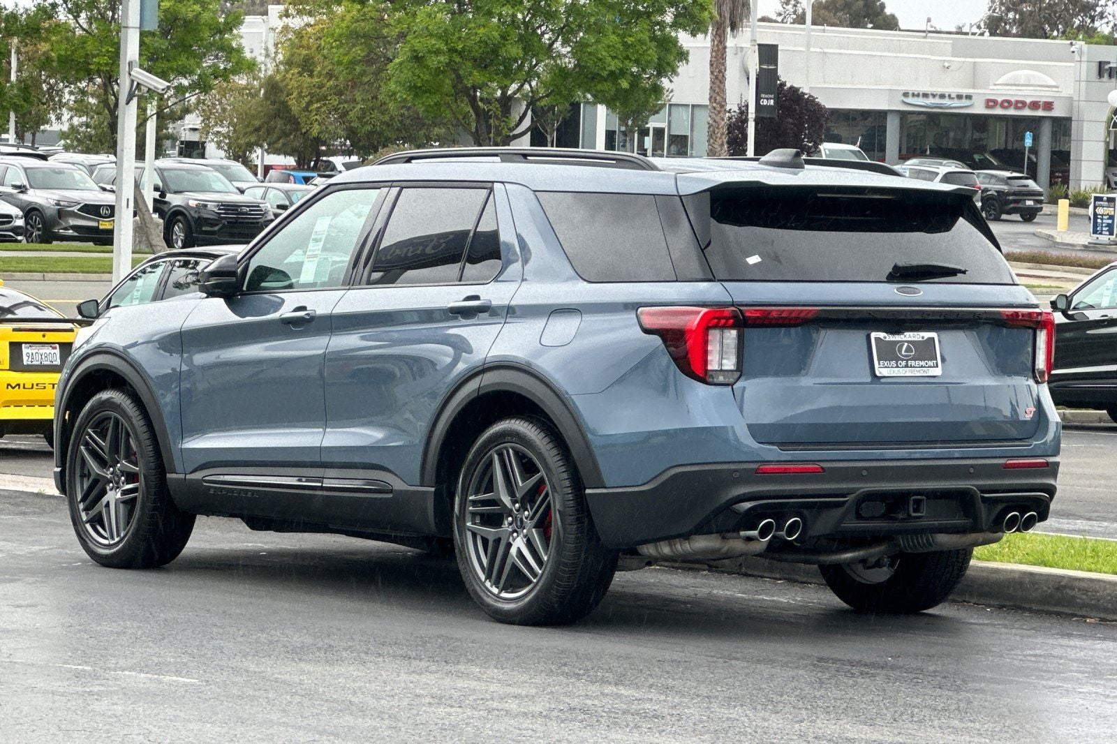 2025 Ford Explorer ST