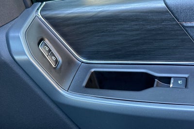 2024 Ford F-150 Lightning Lariat