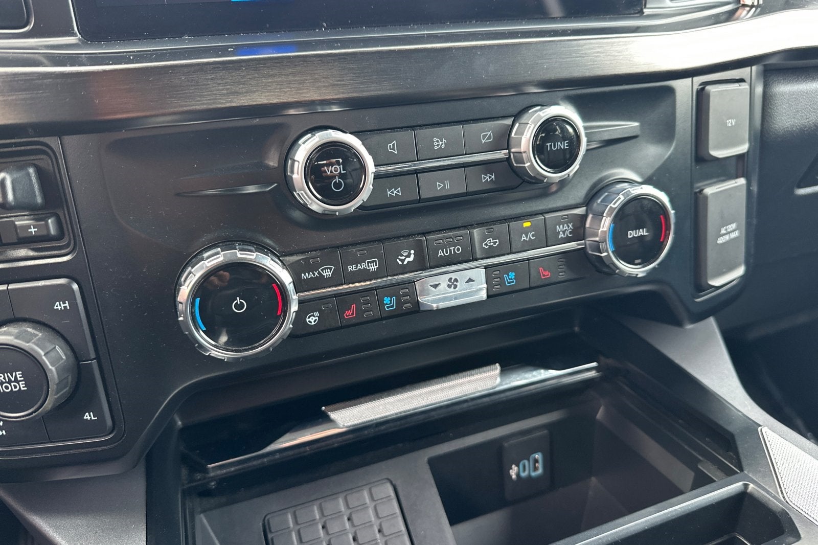 2023 Ford F-250SD Lariat