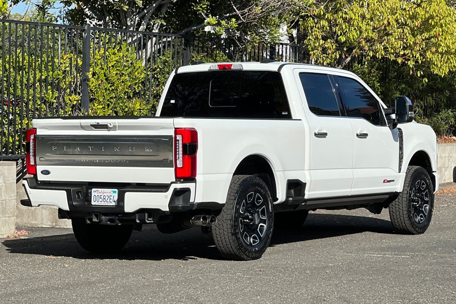 2024 Ford F-350SD Platinum