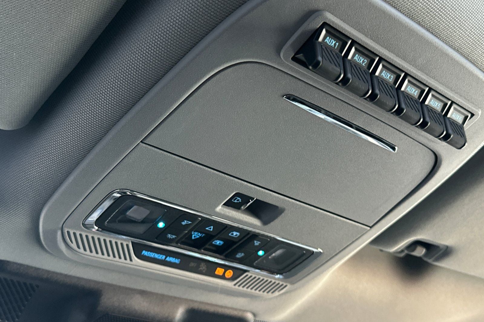2025 Ford F-350SD Lariat DRW