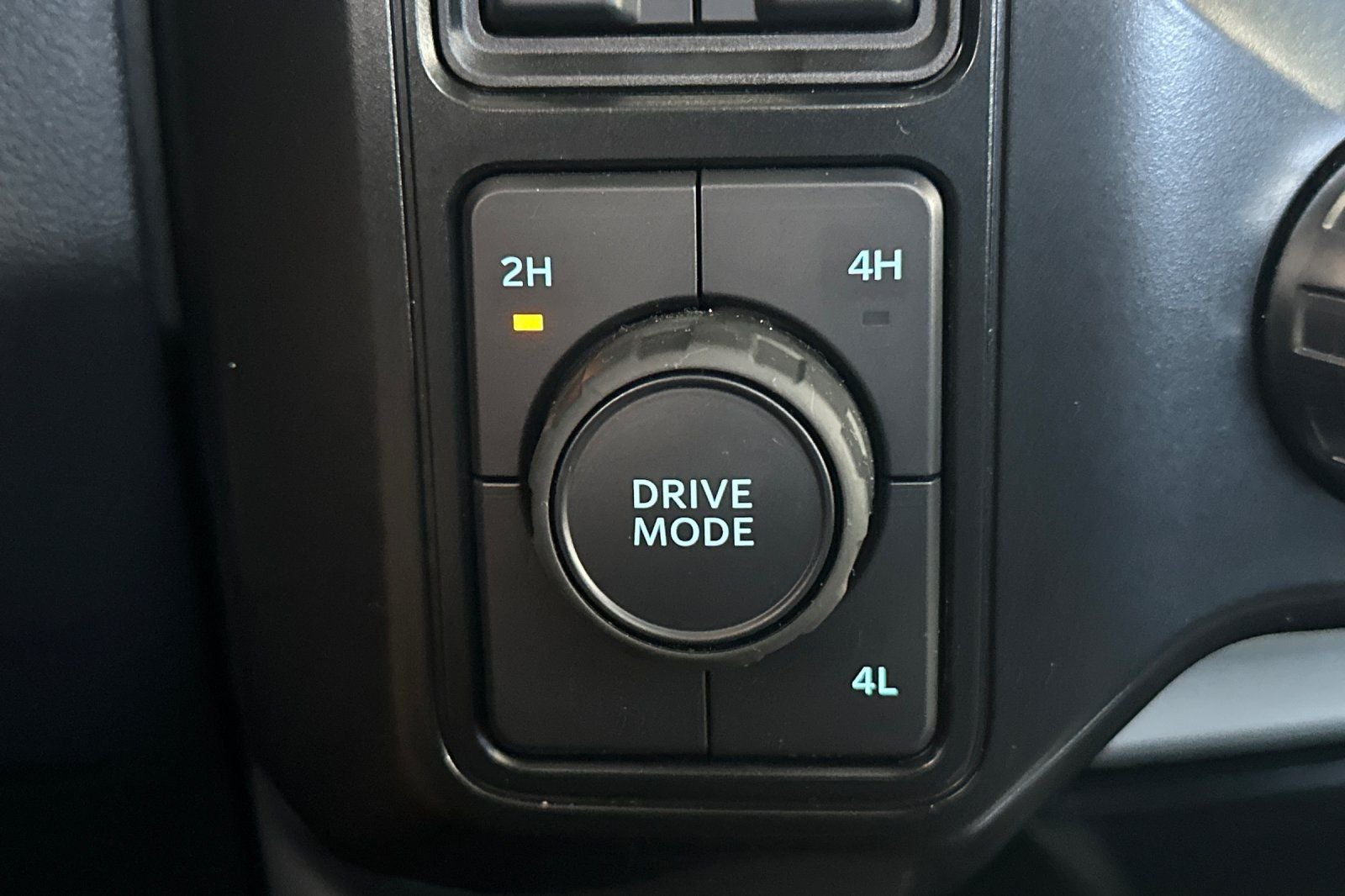 2025 Ford F-350SD Lariat DRW