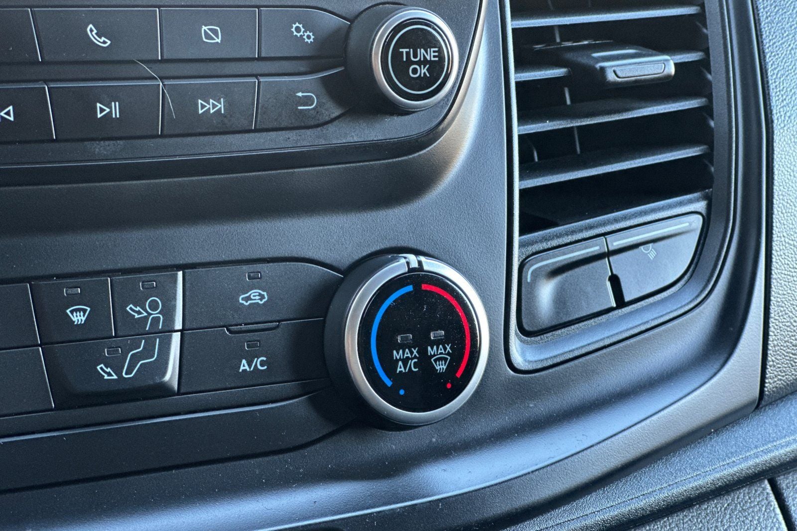 2021 Ford Transit-250 Base