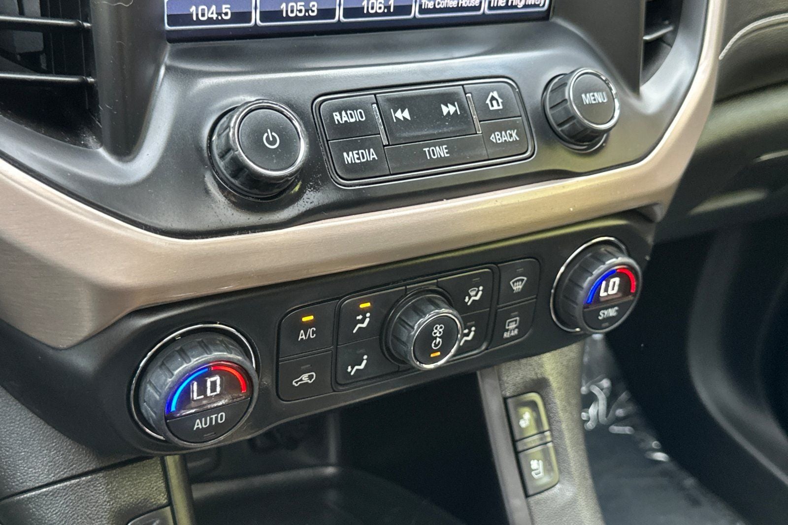 2017 GMC Acadia Denali