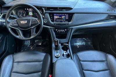 2022 Cadillac XT5 Premium Luxury