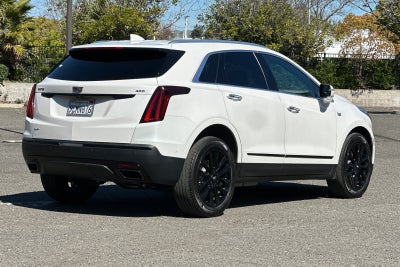 2022 Cadillac XT5 Premium Luxury