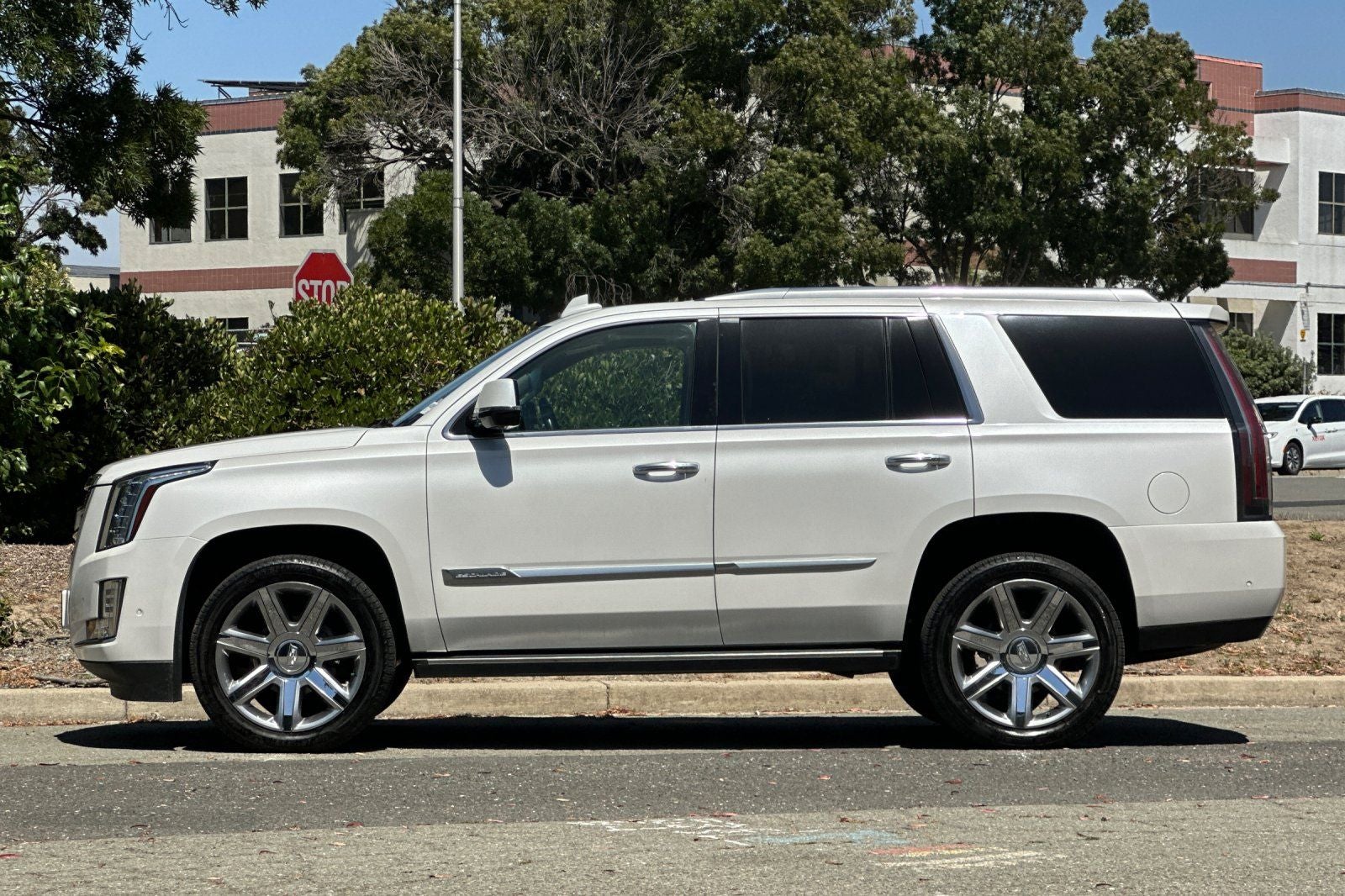 2018 Cadillac Escalade Premium Luxury
