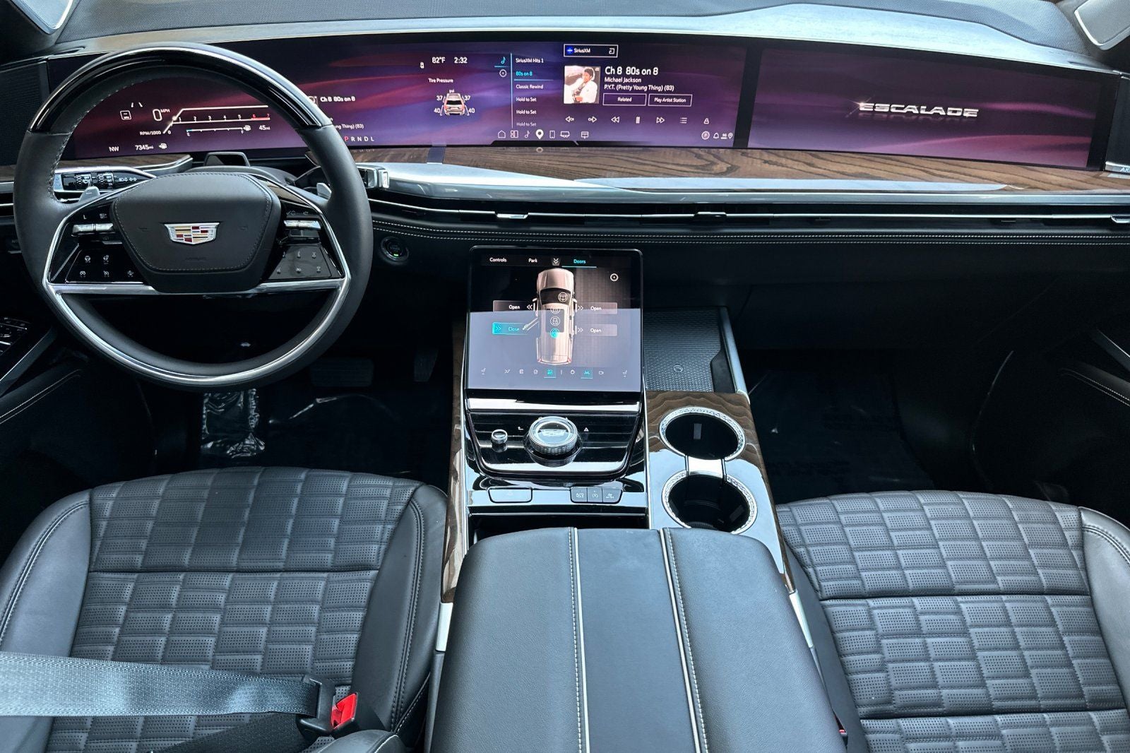 2025 Cadillac Escalade Sport Platinum