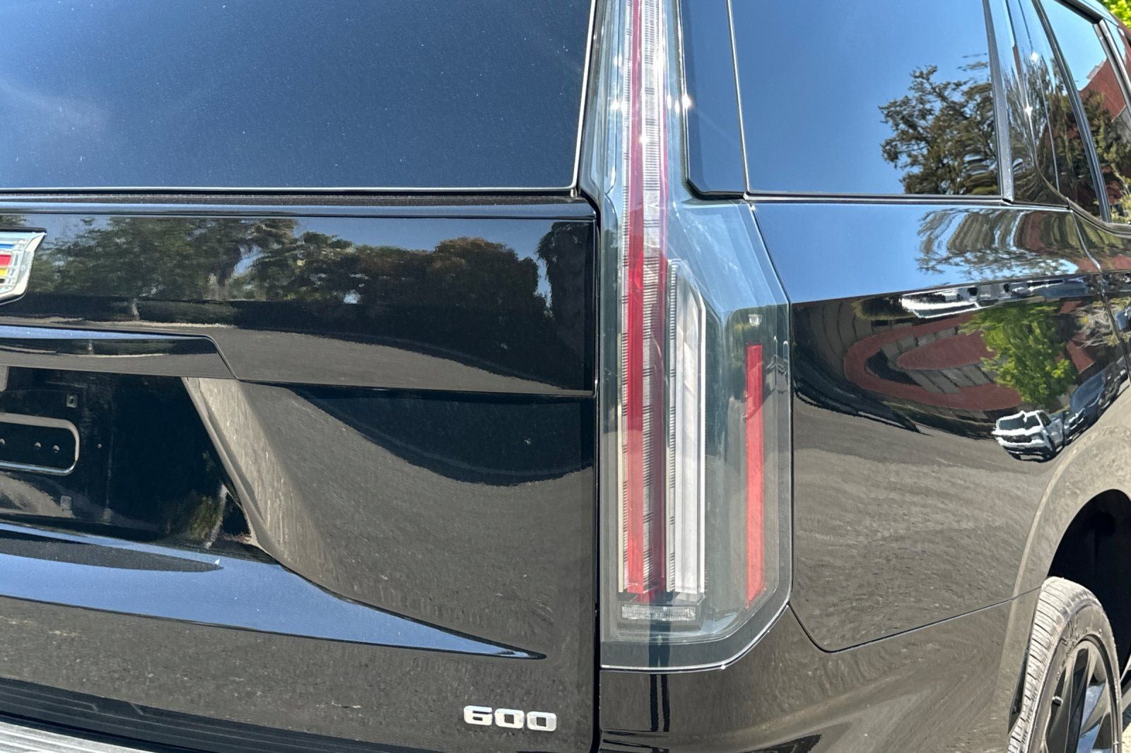 2025 Cadillac Escalade Sport Platinum