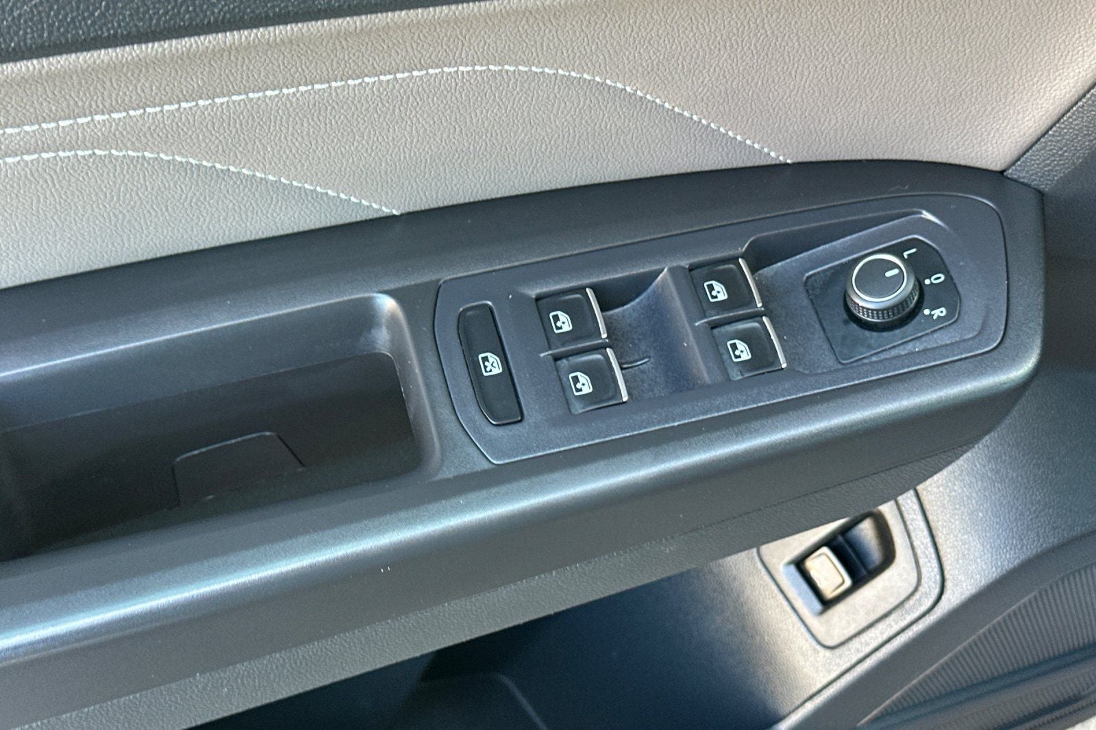 2022 Volkswagen Atlas 3.6L V6 SEL R-Line