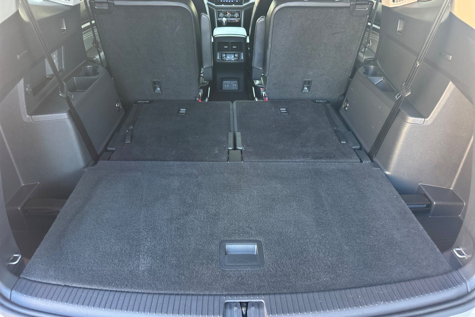 2022 Volkswagen Atlas 3.6L V6 SEL R-Line