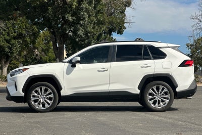 2020 Toyota RAV4 XLE Premium
