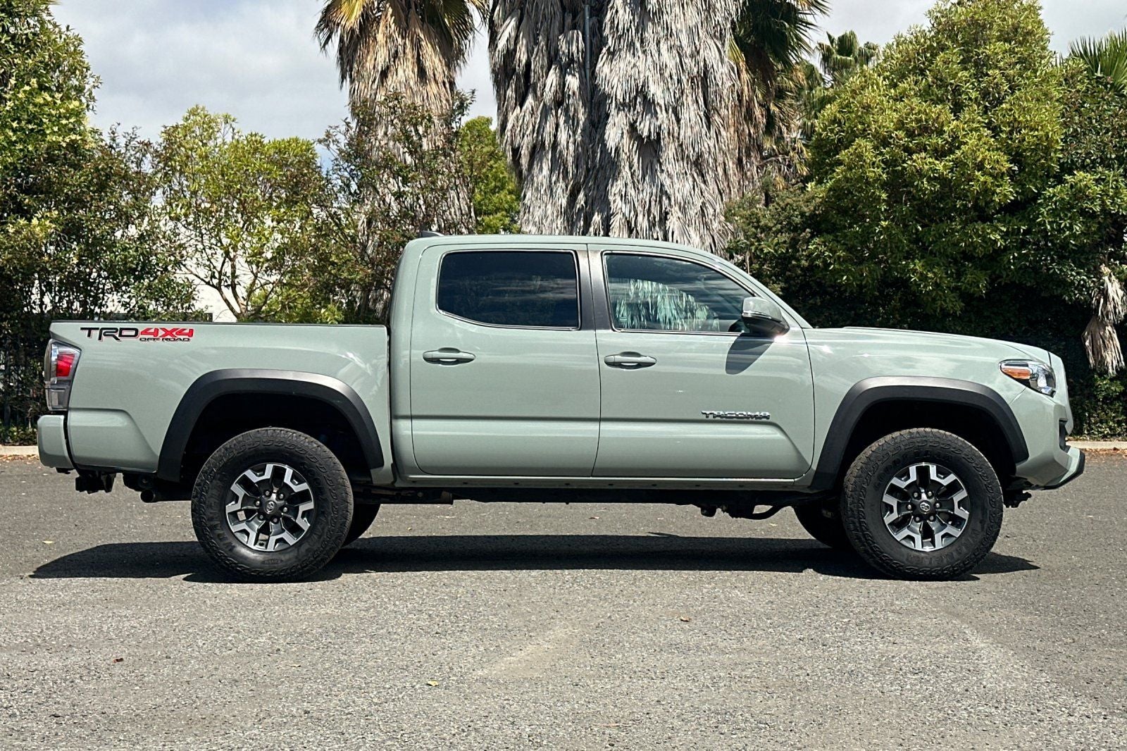 2023 Toyota Tacoma TRD Off-Road V6