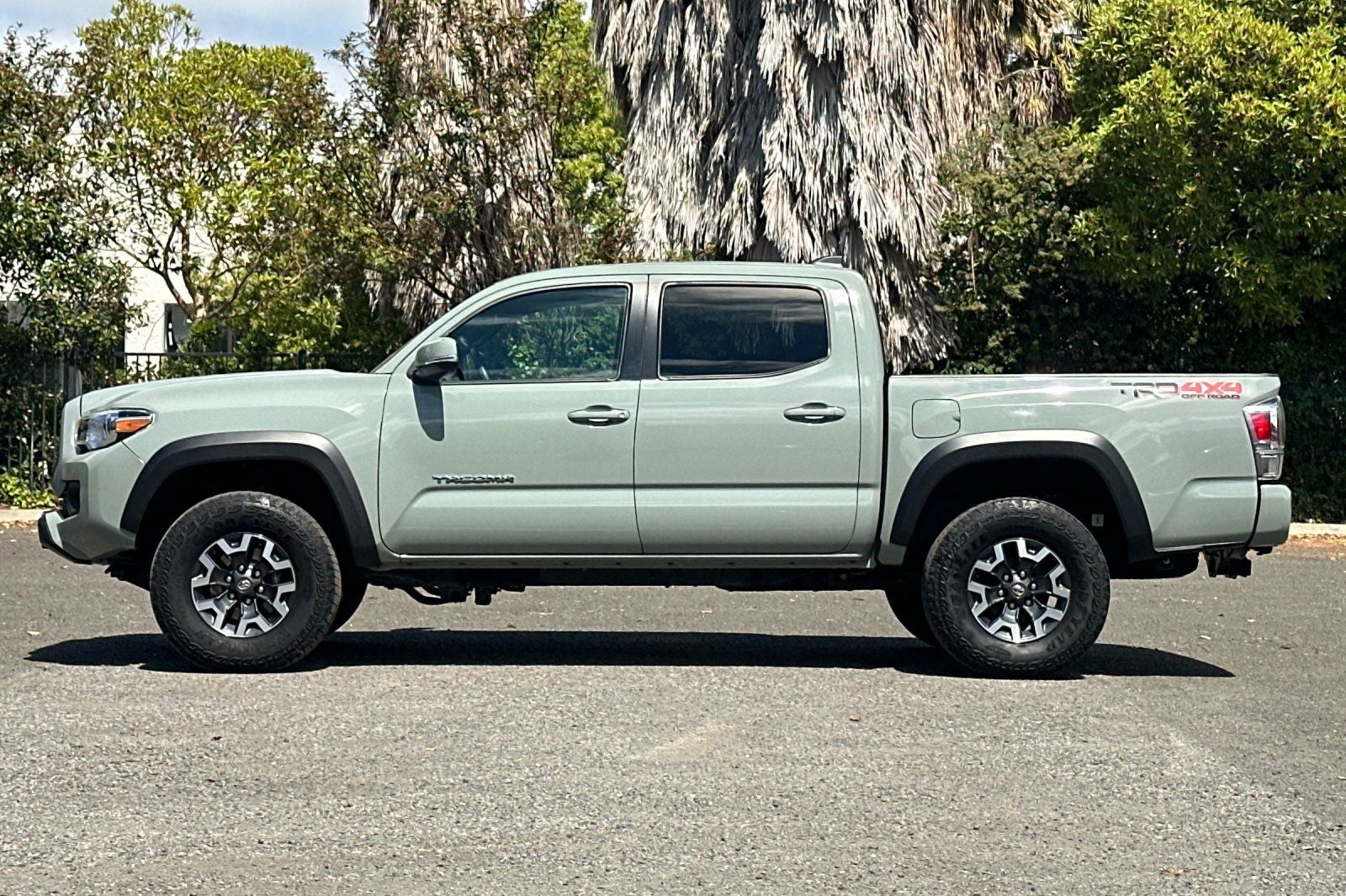 2023 Toyota Tacoma TRD Off-Road V6