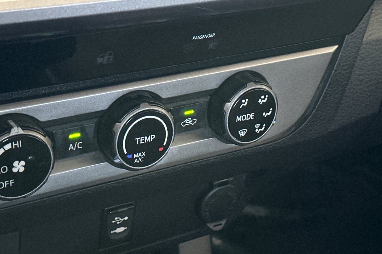 2017 Toyota Tacoma SR5 V6