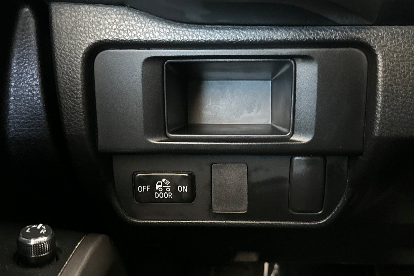 2017 Toyota Tacoma SR5 V6