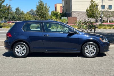 2015 Volkswagen Golf TSI S 2-Door