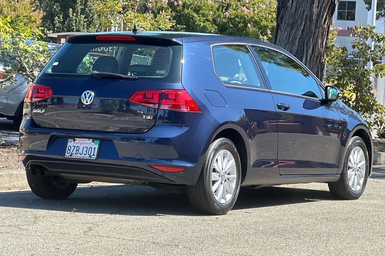 2015 Volkswagen Golf TSI S 2-Door