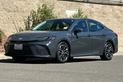 2025 Toyota Camry XLE