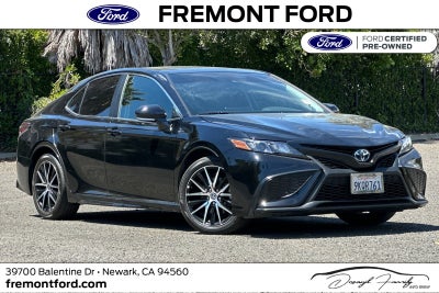 2024 Toyota Camry Hybrid SE