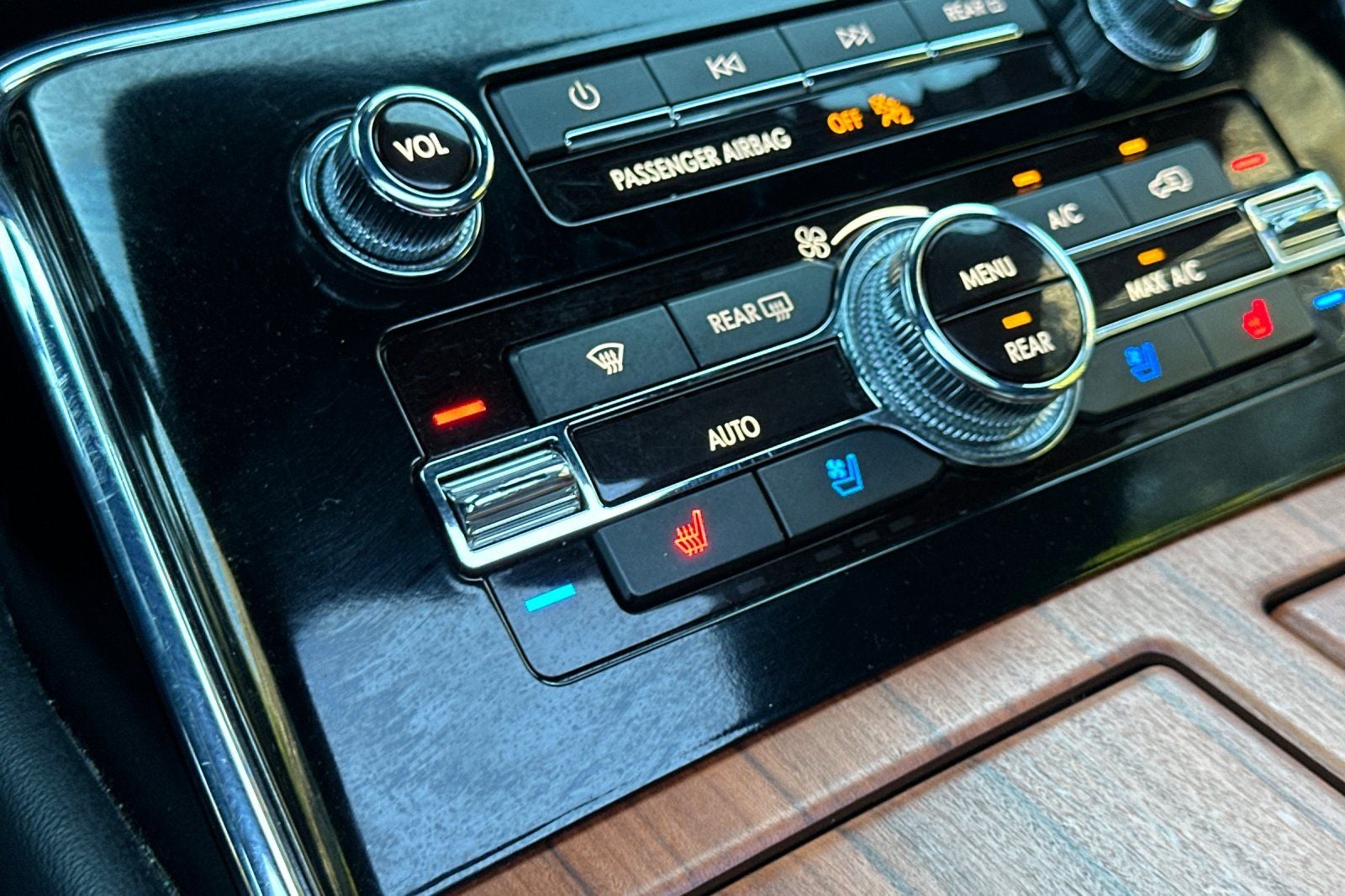 2024 Lincoln Navigator Premiere