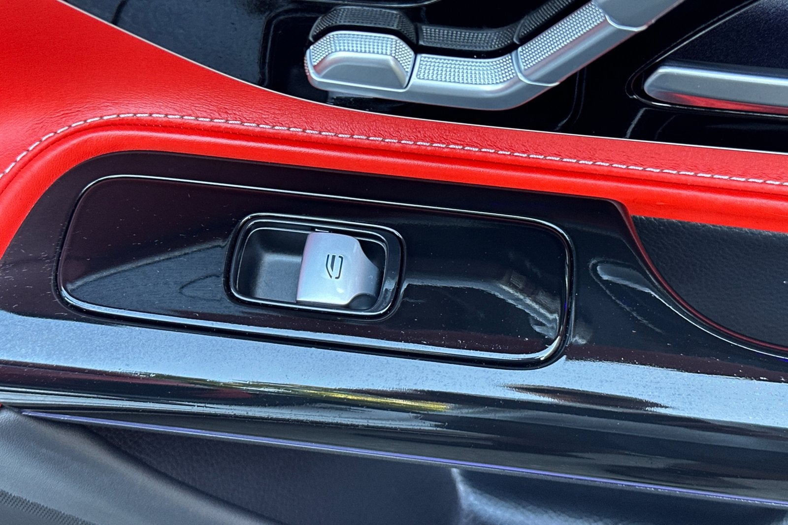 2023 Mercedes-Benz SL-Class Base