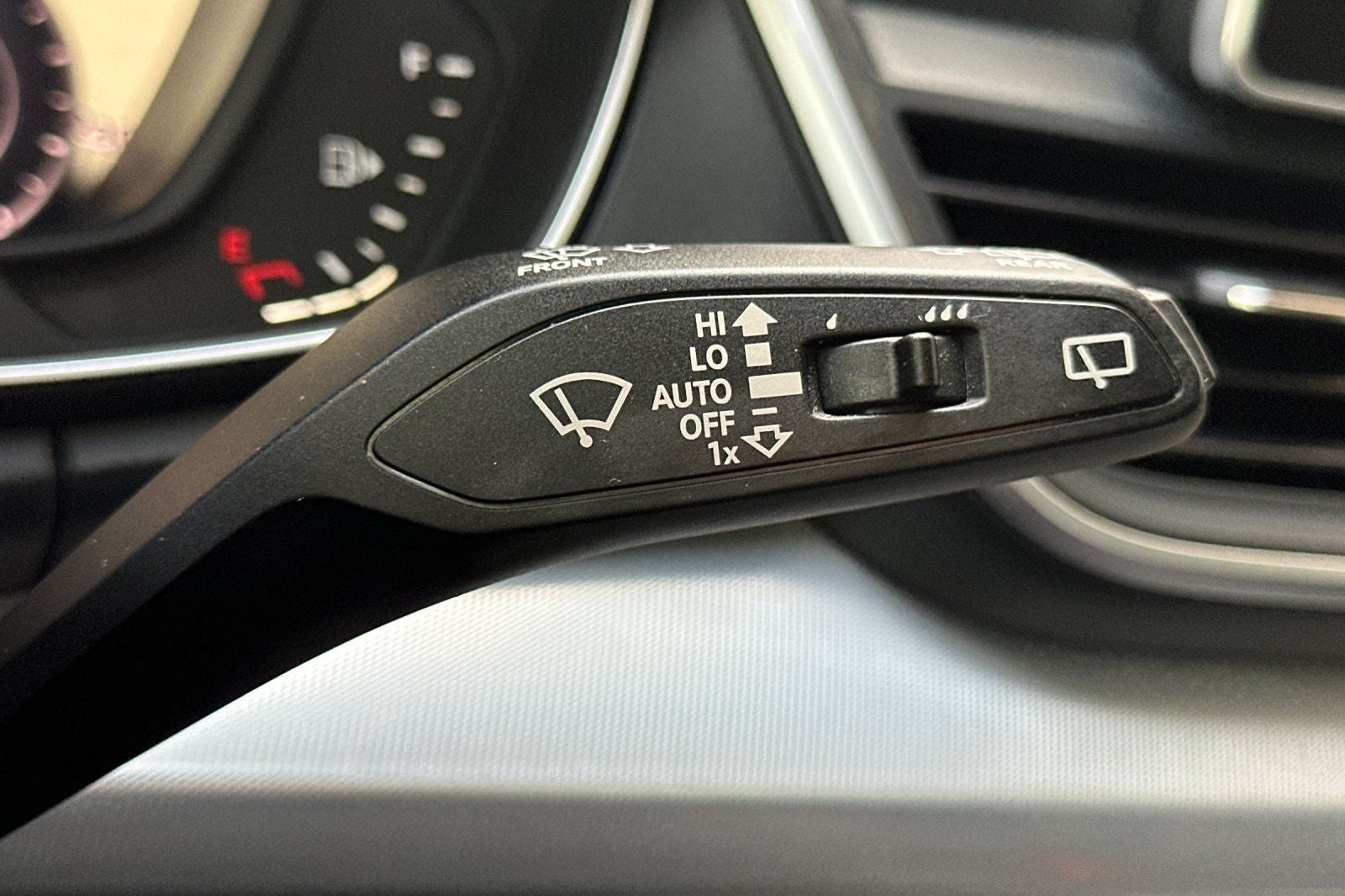 2018 Audi Q5 2.0T Premium Plus quattro