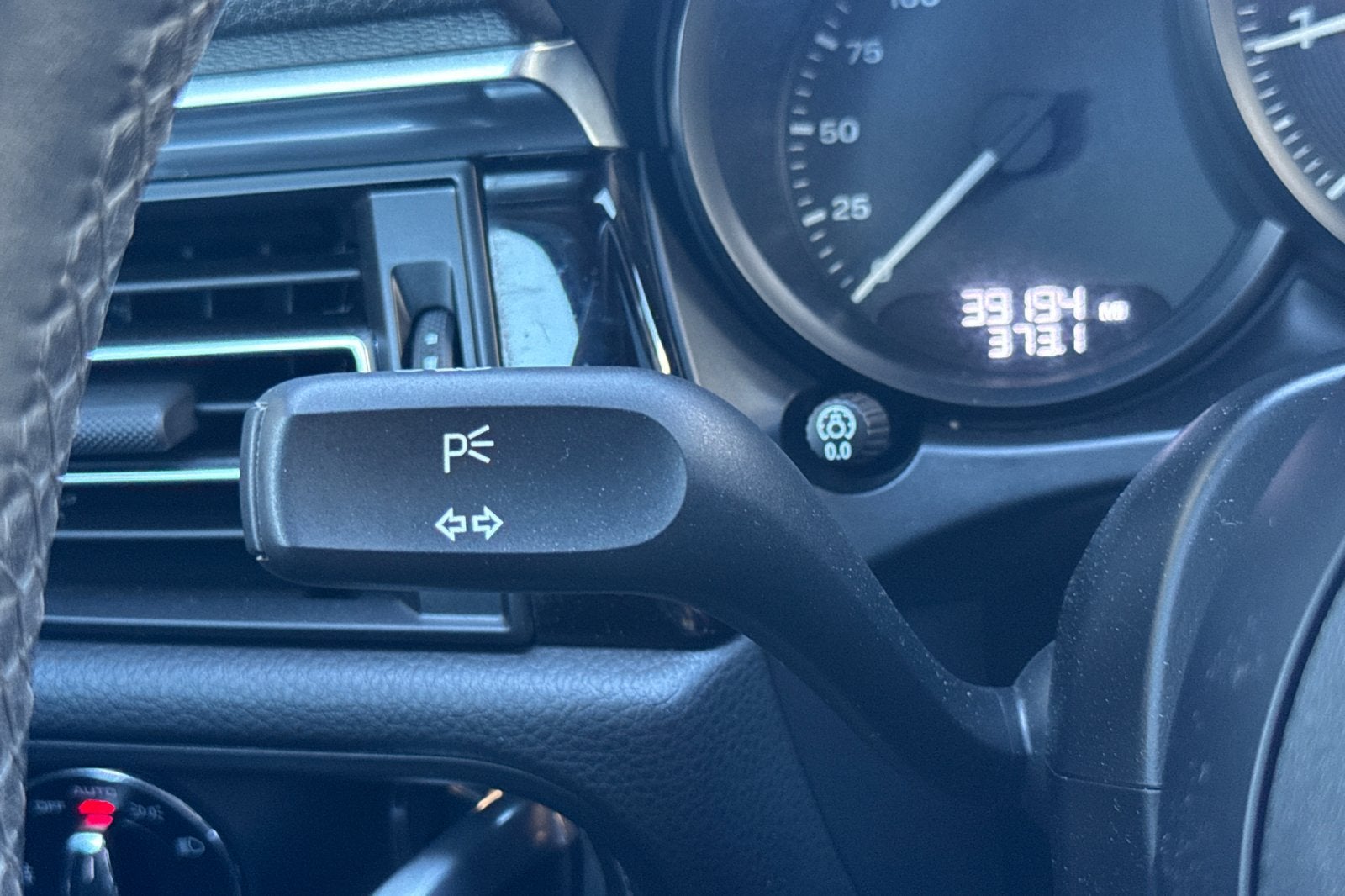 2024 Porsche Macan AWD