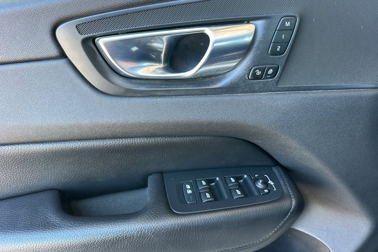 2020 Volvo XC60 T5 Momentum