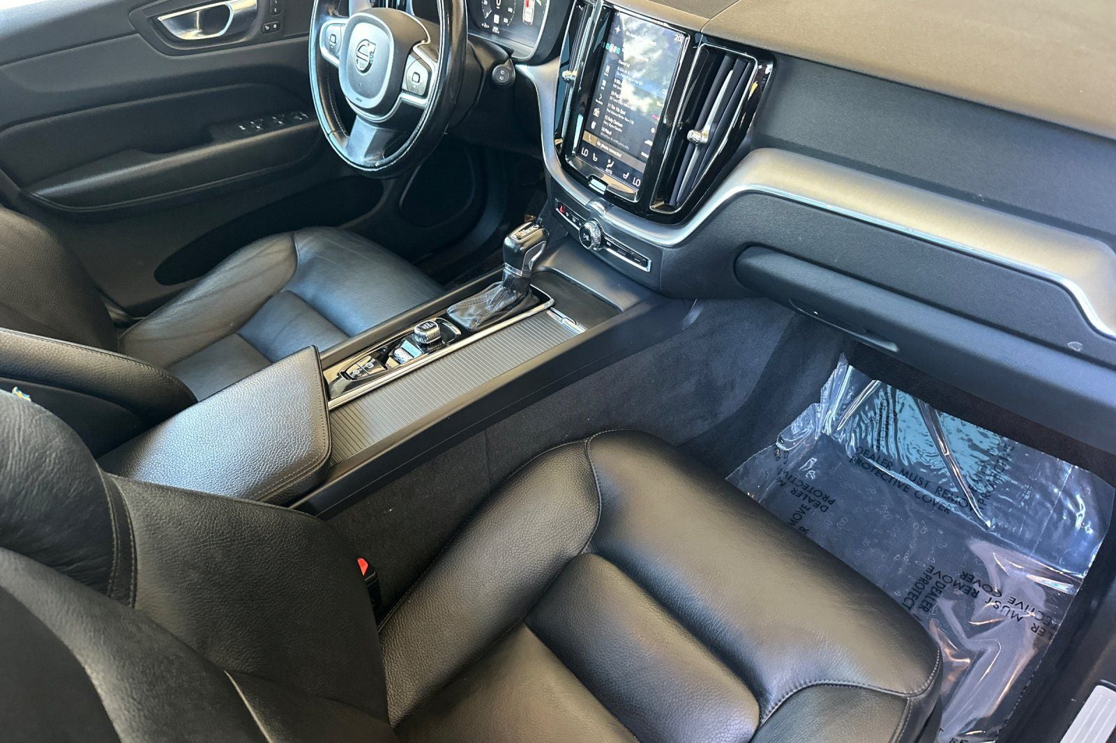 2020 Volvo XC60 T5 Momentum