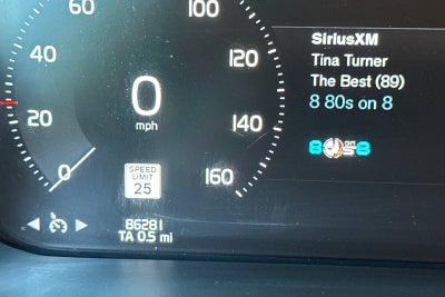 2020 Volvo XC60 T5 Momentum