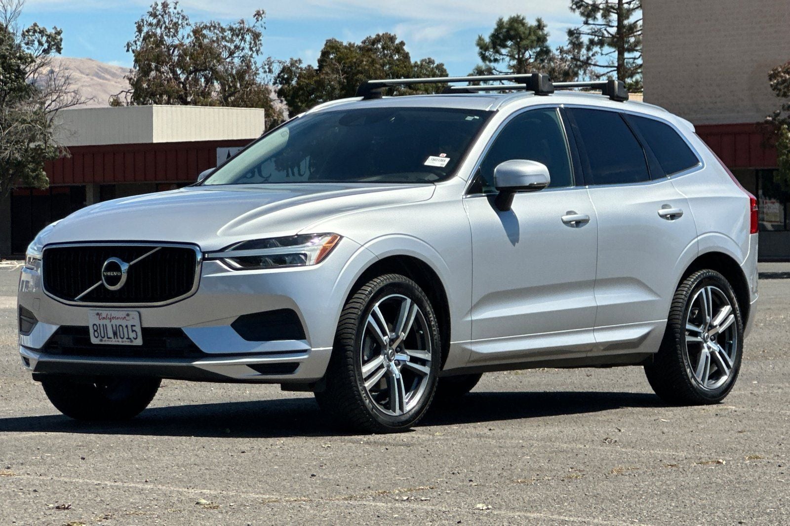 2020 Volvo XC60 T5 Momentum